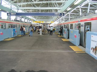 20050824TX開通_013.jpg