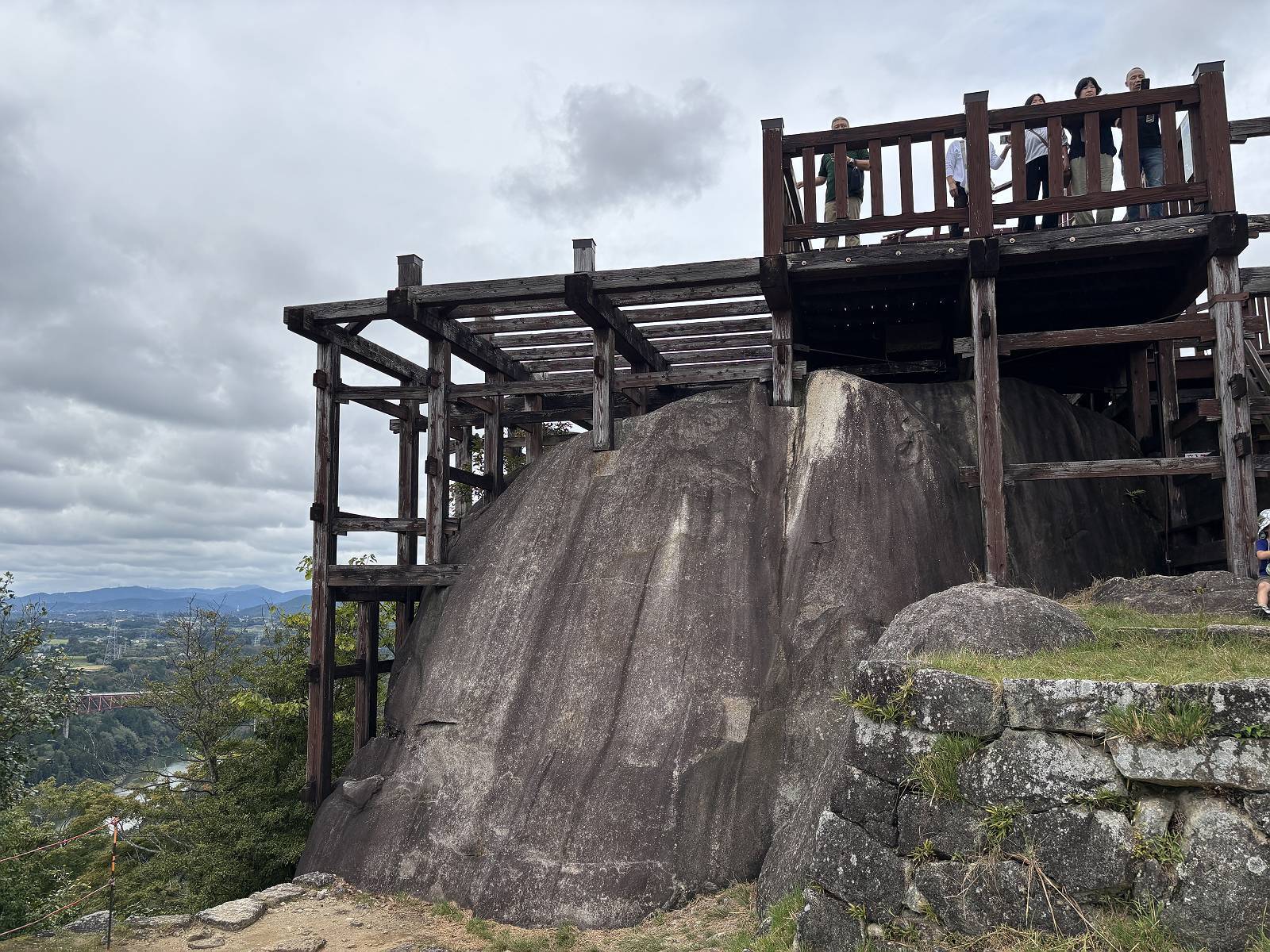 苗木城（岐阜県中津川市）: 観測所雑記帳