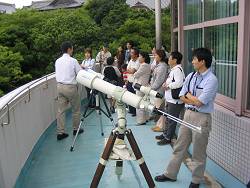 ���v����